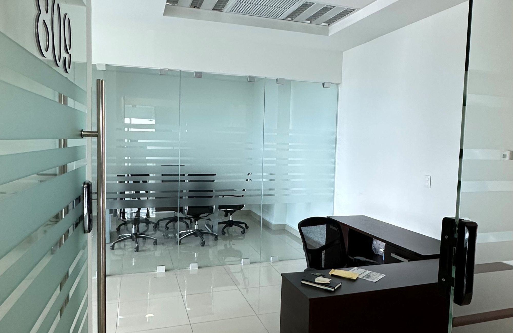 Oficina en plaza comercial, equipado, en venta, Altabrisa, M&eacute;rida, Yucat&aacute;n.