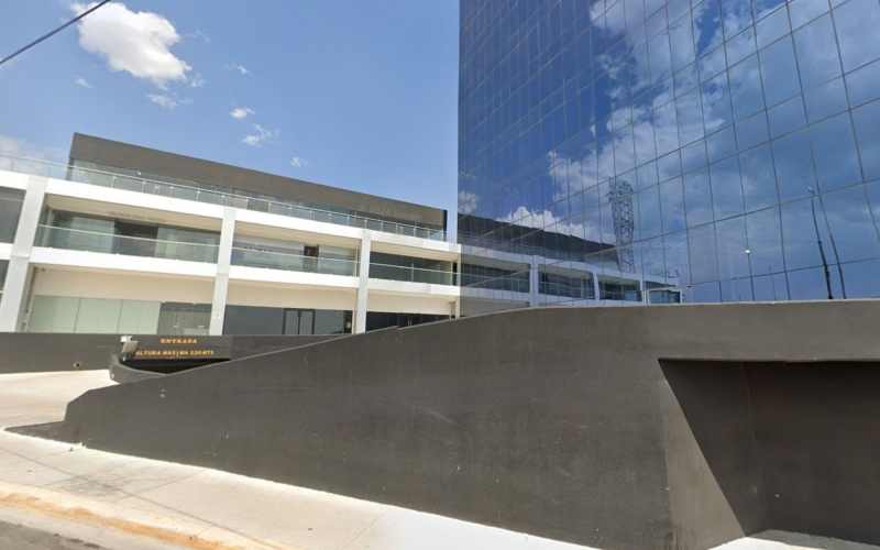 Local comercial con potencial terraza, en venta, El Campanario, Quer&eacute;taro