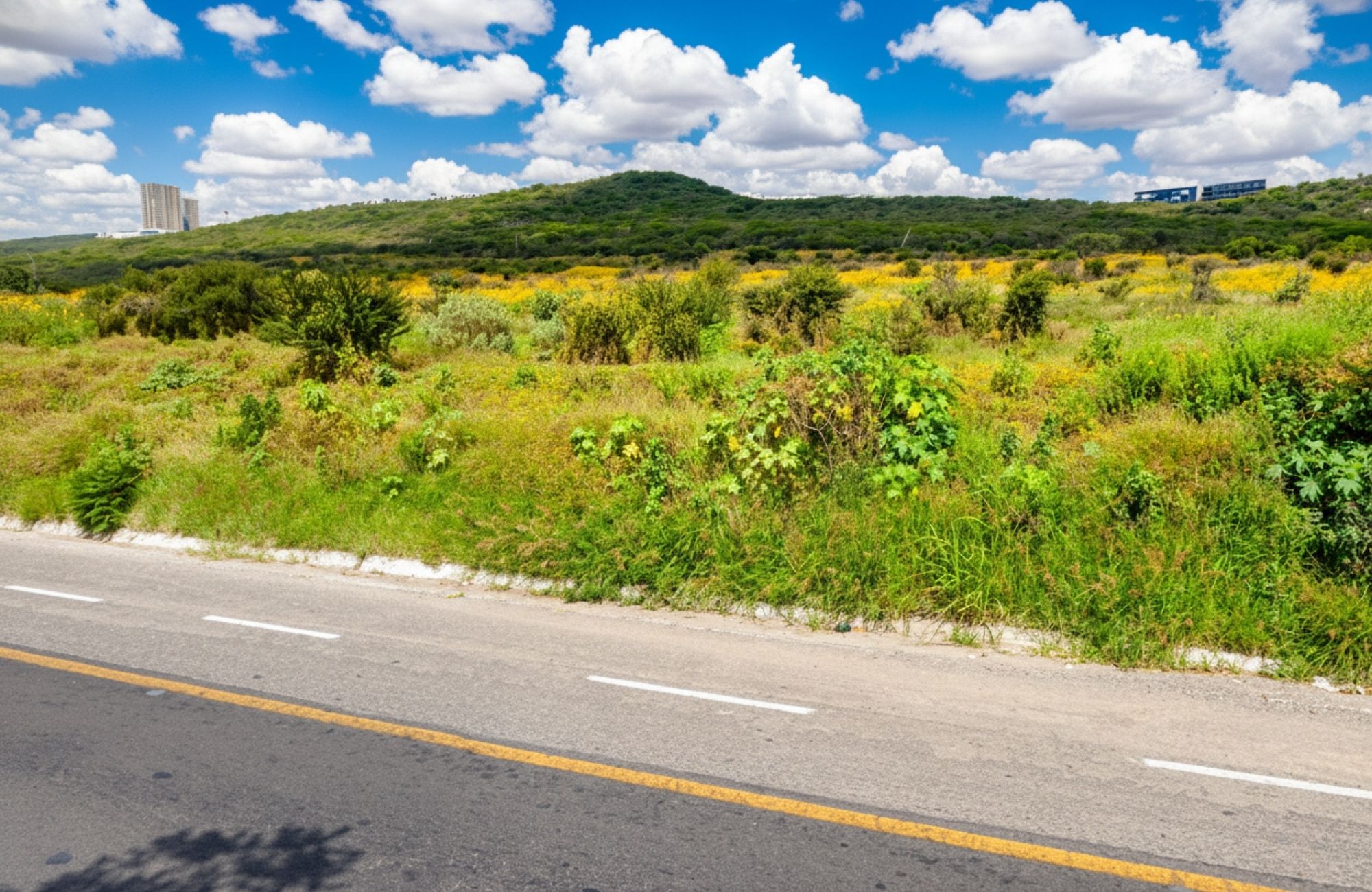 Macrolote de&nbsp; 23,588 m2 en comunidad cerrada, en venta, El Marqu&eacute;s, Quer&eacute;taro