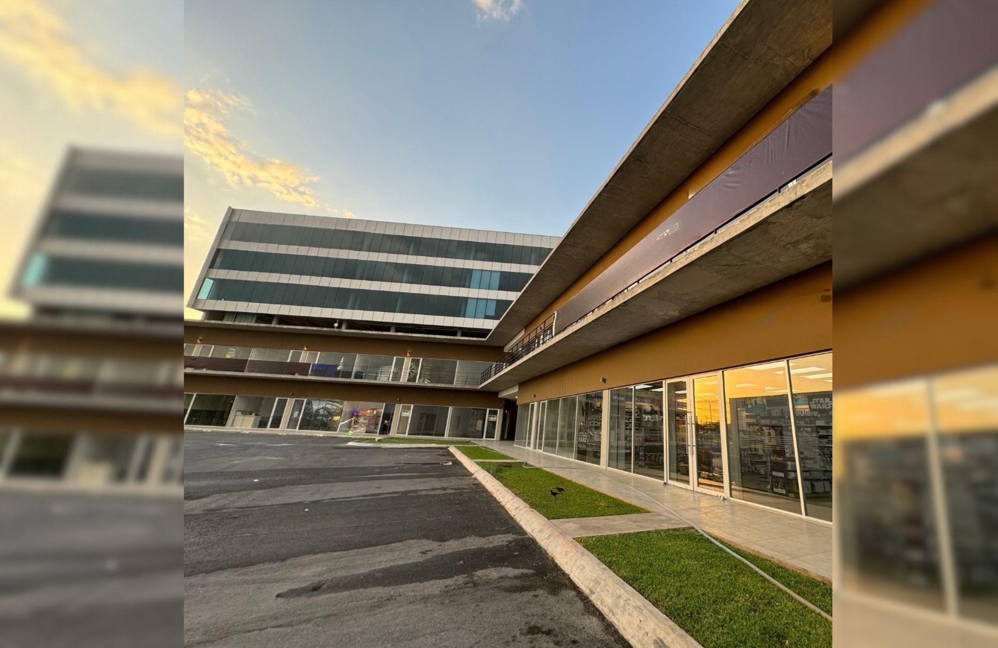 Local comercial con acceso directo al perif&eacute;rico, en venta, Opich&eacute;n, M&eacute;rida