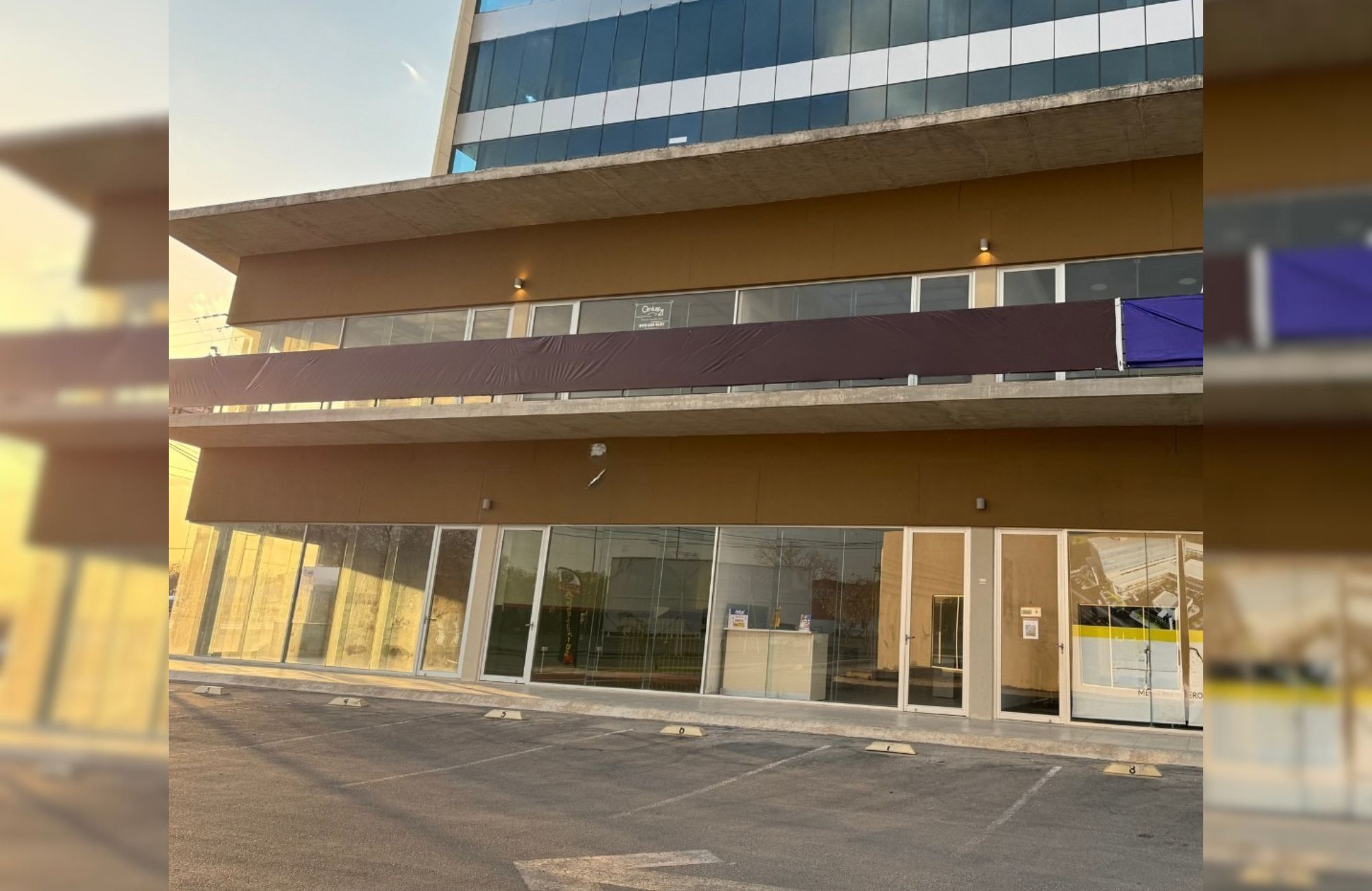 Local comercial con vigilancia 24-7, en venta, Opich&eacute;n, M&eacute;rida