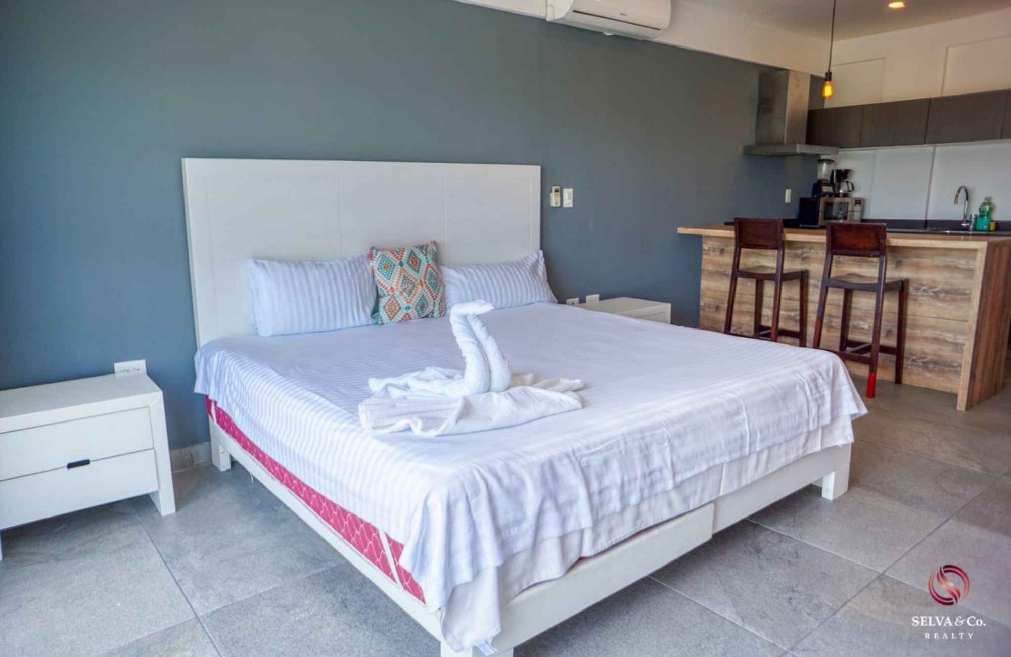 Hotel en operaci&oacute;n con 22 estudios, en venta, Centro, Playa del Carmen.