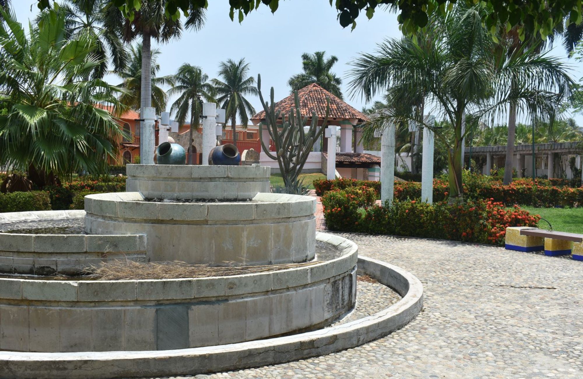 Terreno hotelero a solo 300 metros de la playa, en venta