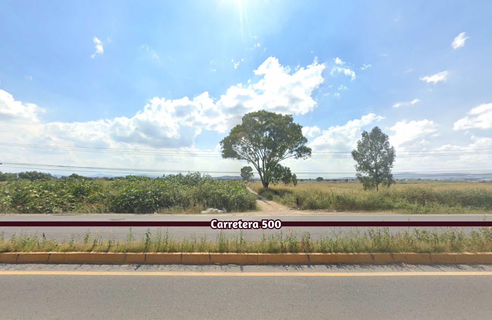 Terreno con uso de suelo Industrial, cerca del Aeropuerto de Quer&eacute;taro, en venta