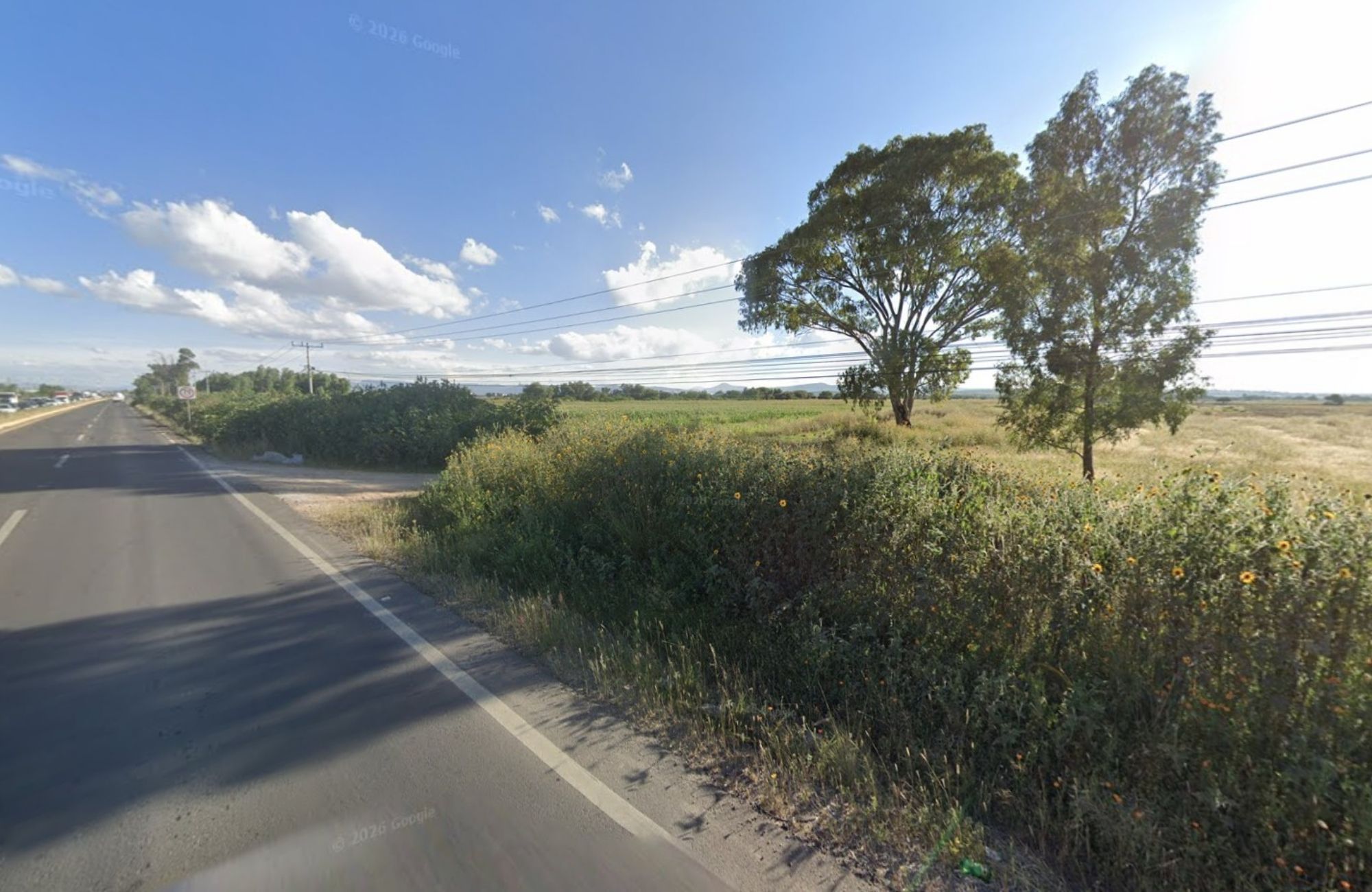 Terreno con uso de suelo Industrial, cerca del Aeropuerto de Quer&eacute;taro, en venta