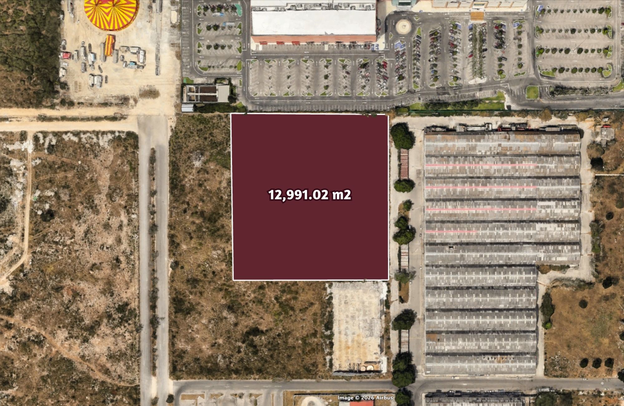 Terreno mixto junto a Costco y Galer&iacute;as M&eacute;rida, en venta, Zona Industrial