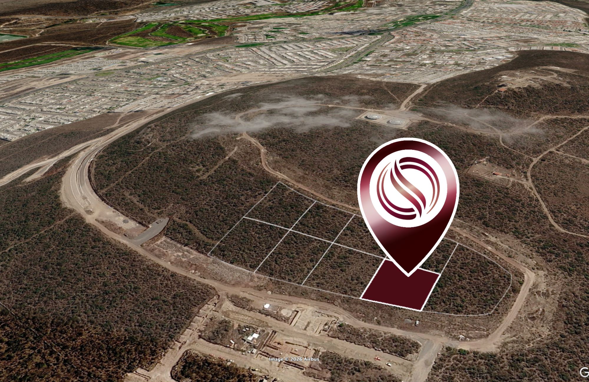 Lote comercial de 2,029 m2 sobre av. Universidades, venta, El Marqu&eacute;s, Quer&eacute;taro.