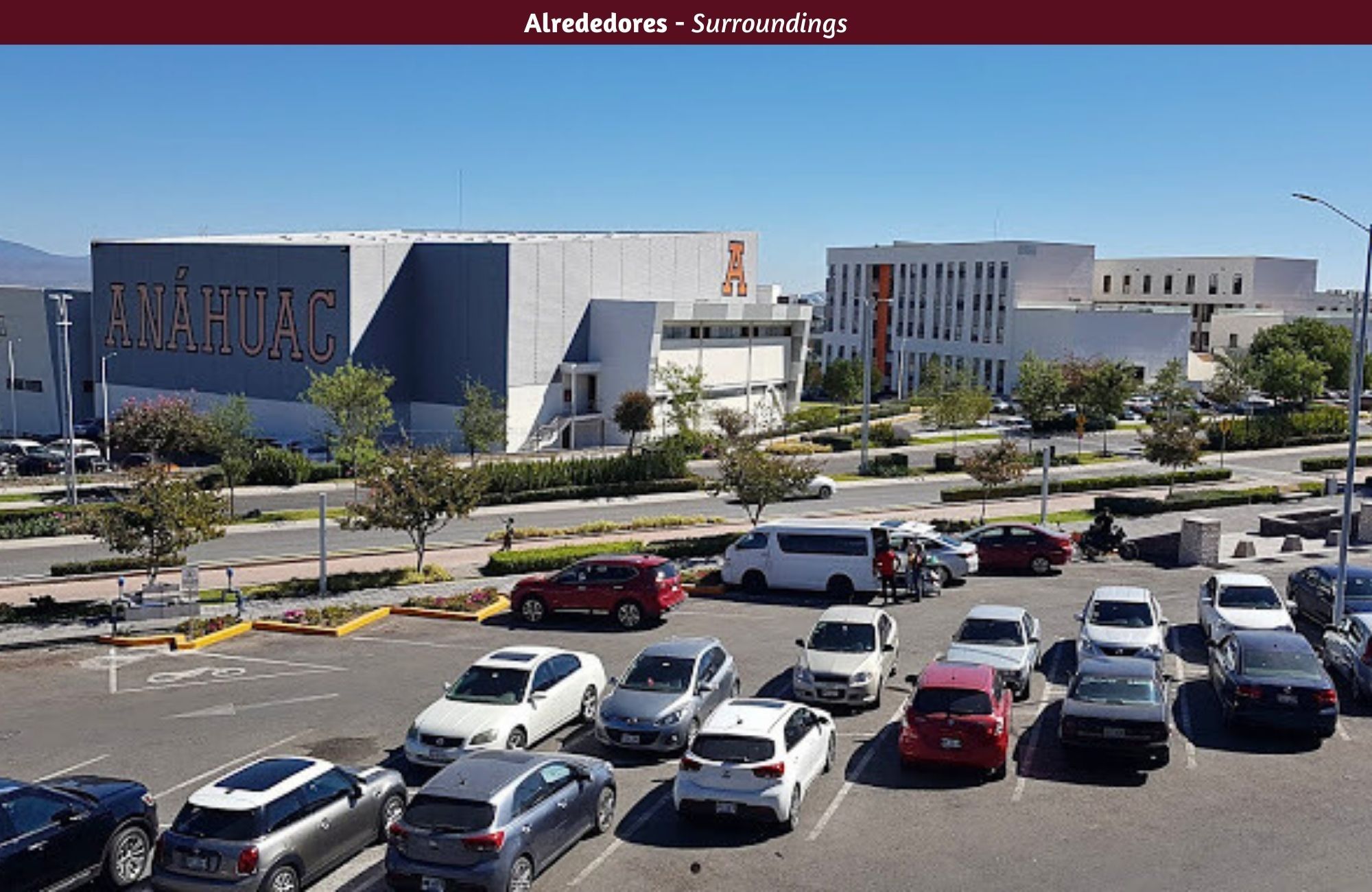 Lote comercial de 1,701 m2 sobre av. Universidades, venta, El Marqu&eacute;s, Quer&eacute;taro.