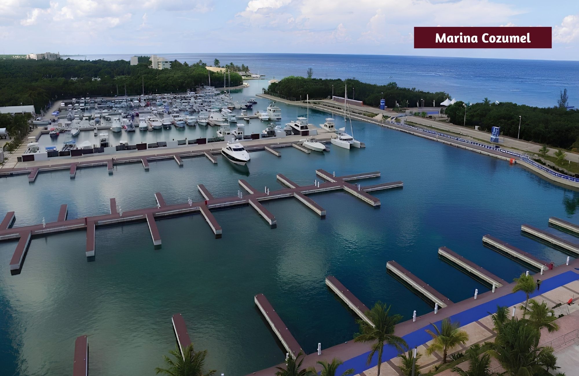Macrolote comercial mixto frente al mar, en venta