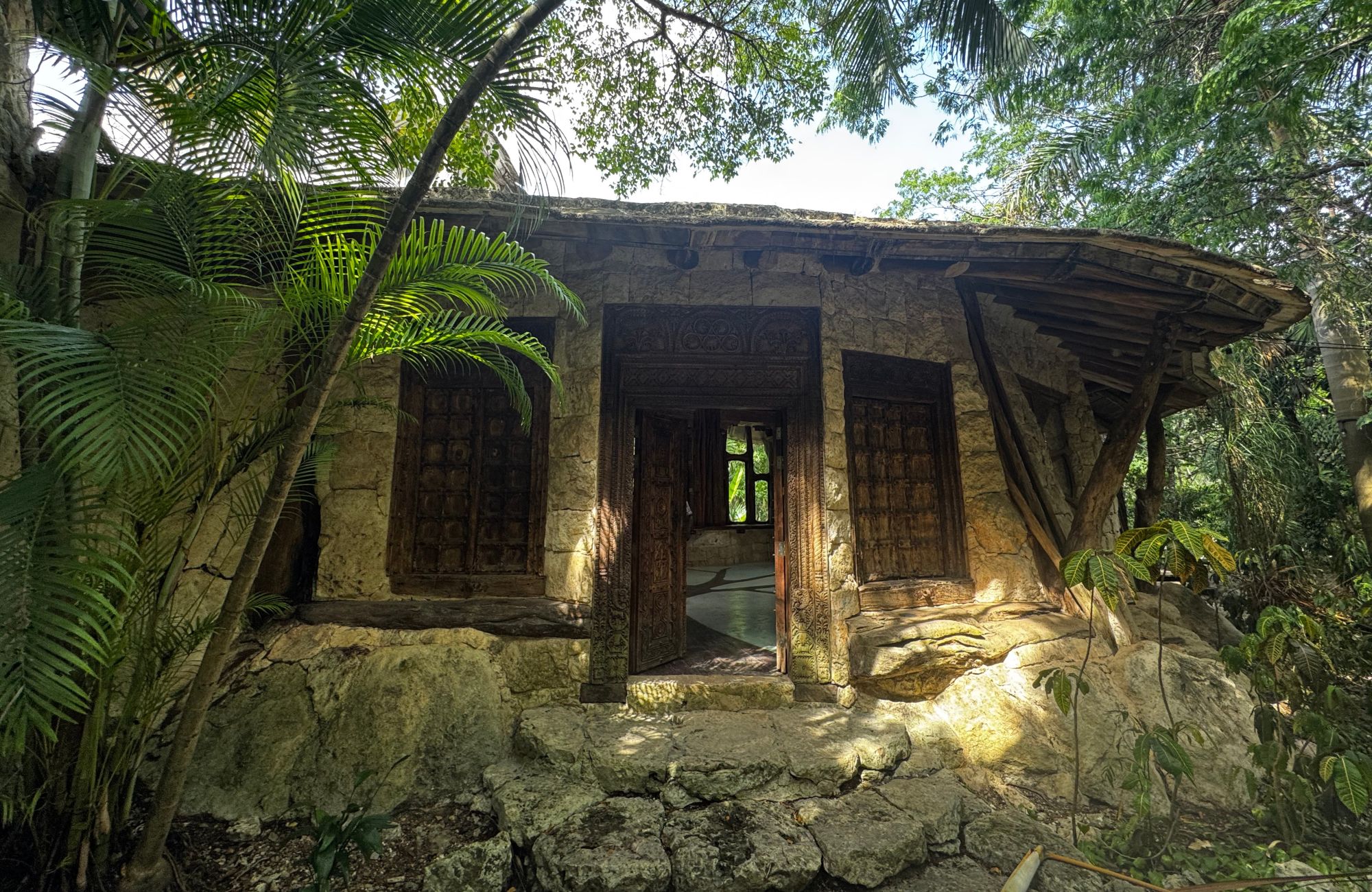 Lote multifamiliar dentro de comunidad wellness, en venta