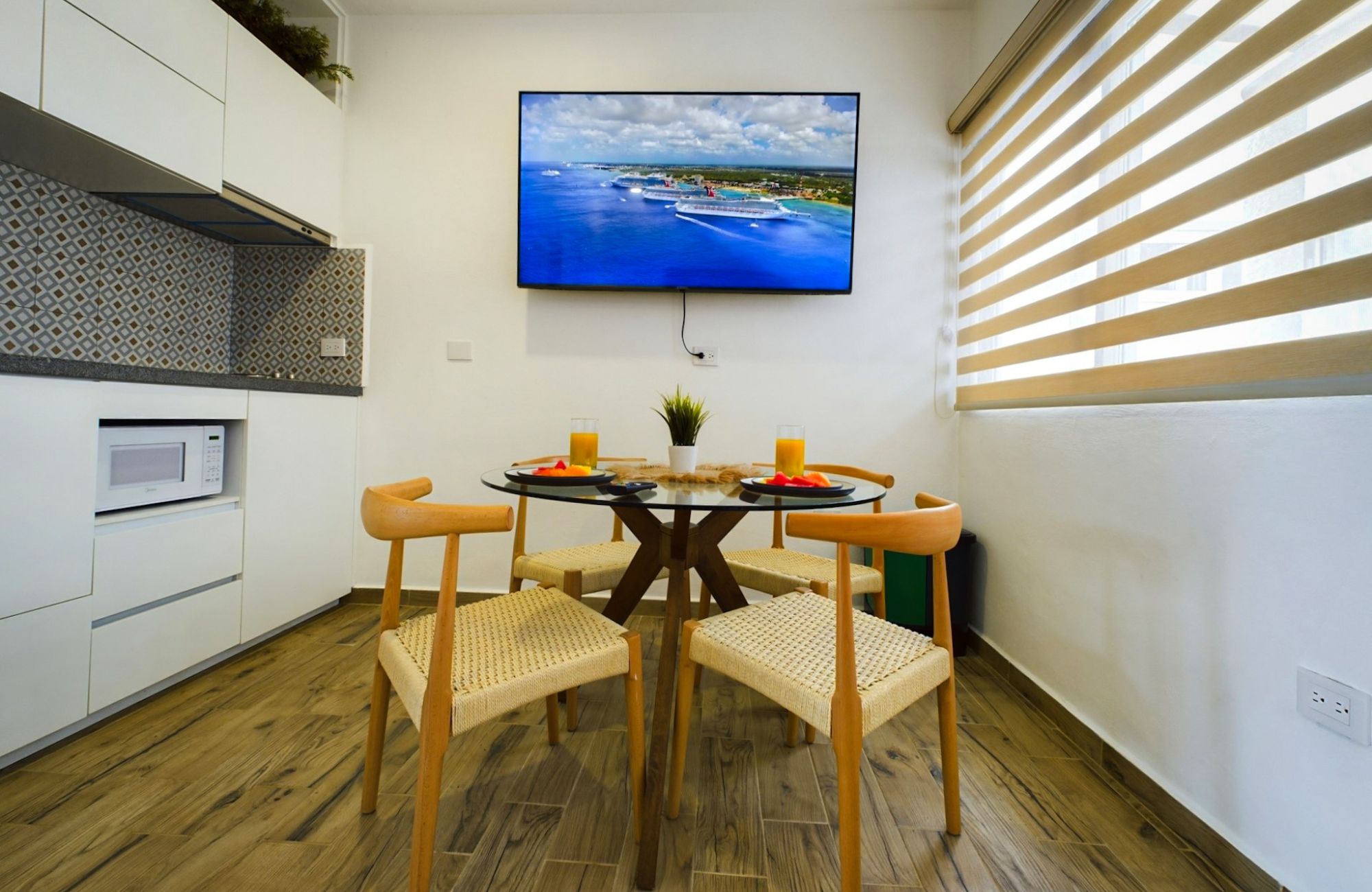 Residencia boutique de 6 habitaciones rodeado de jardines, equipado, en venta