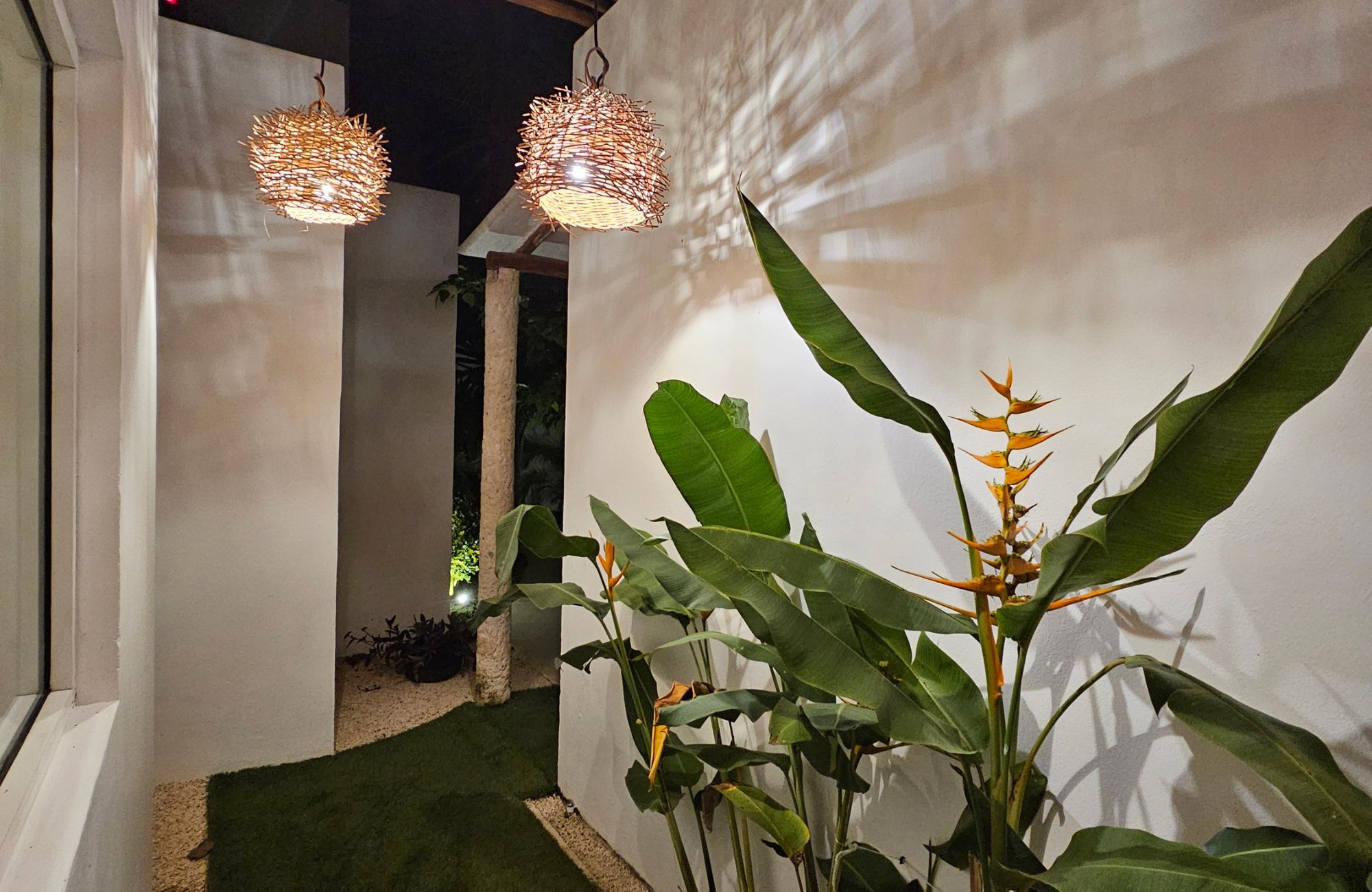 Residencia boutique de 6 habitaciones rodeado de jardines, equipado, en venta