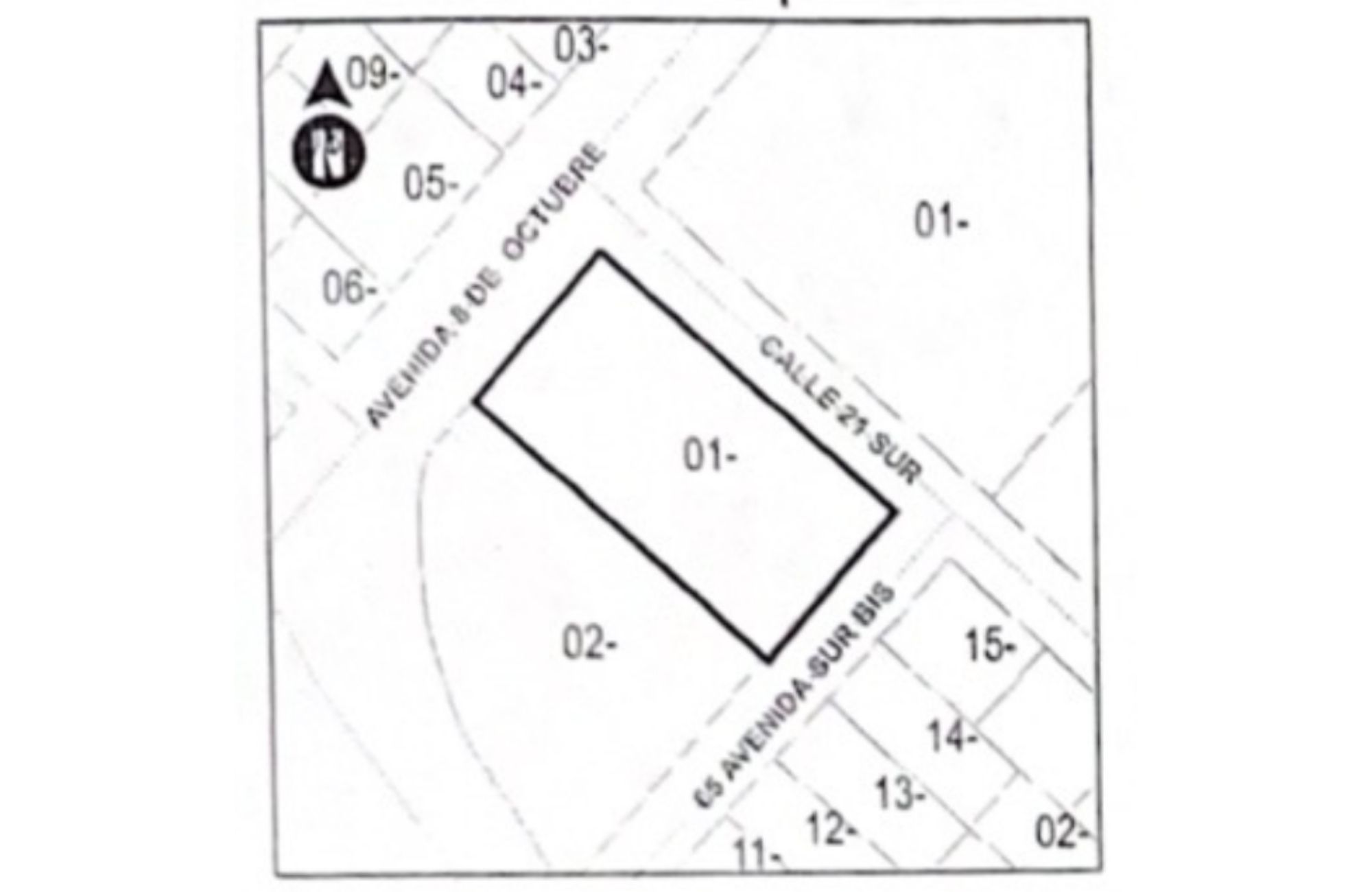 Macrolote de 2,104 m2 de uso mixto sobre Avenida 65, en venta
