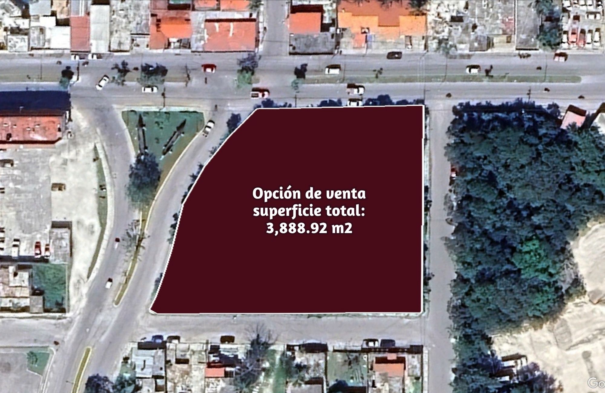 Macrolote de 1,785 m2 de uso mixto sobre Avenida 65, en venta