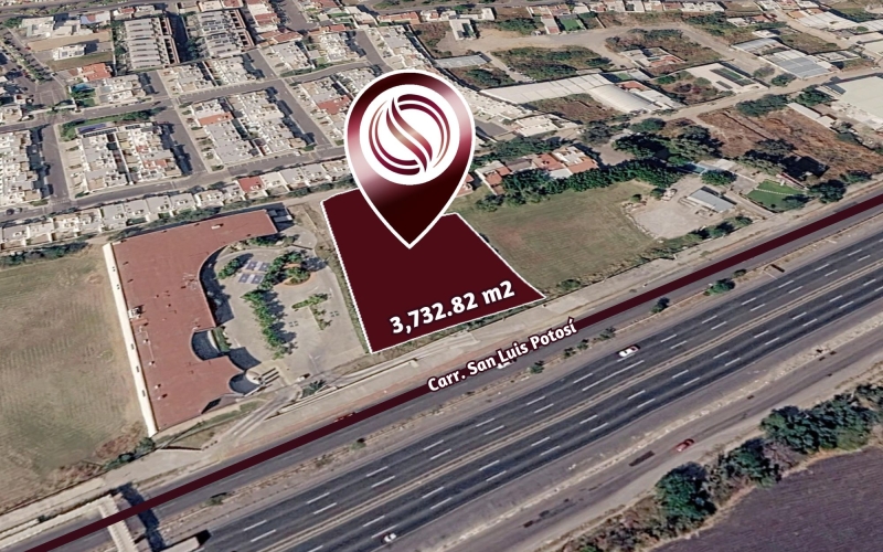 Terreno comercial y de servicios sobre carr. San Luis Potos&iacute;, en venta