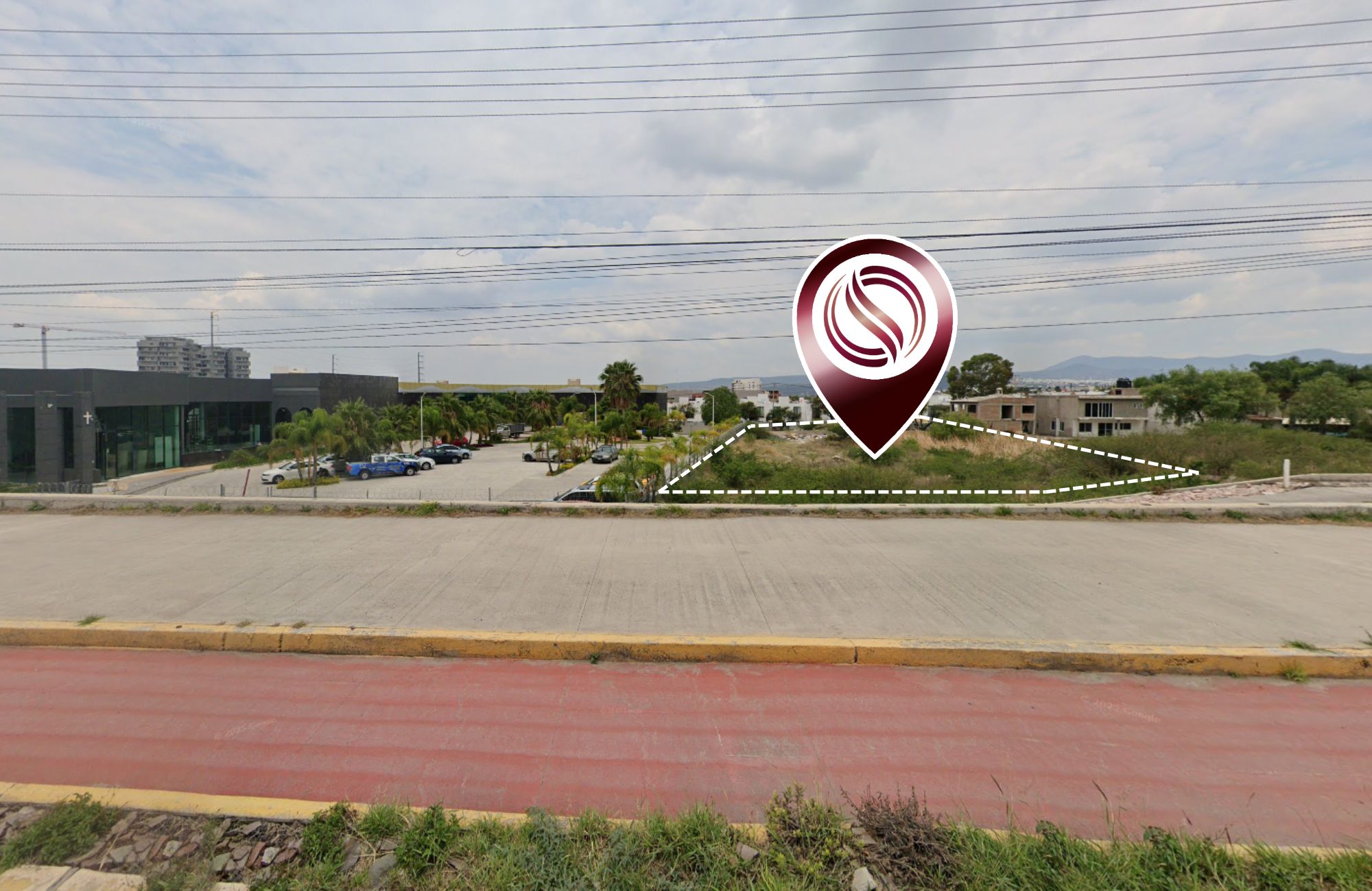 Macrolote de 3,590 m2 uso mixto, en zona comercial, en venta Quer&eacute;taro.