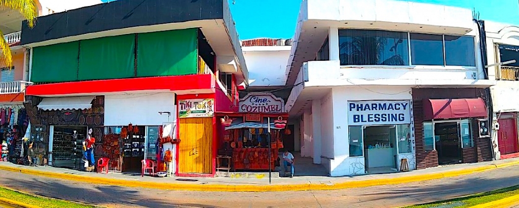 Terreno uso de suelo mixto, comercial - residencial en venta en Isla Cozumel, zona centro.