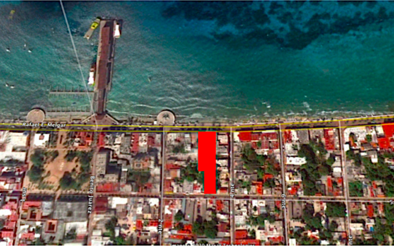 Terreno uso de suelo mixto, comercial - residencial en venta en Isla Cozumel, zona centro.