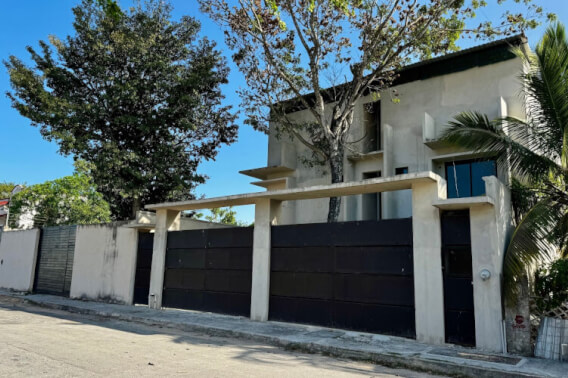 Edificio 12 estudios de 45 m2 cada uno, en obra gris, en venta