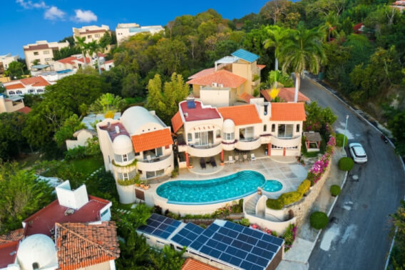 Hotel con vista al mar y alberca, en venta, Residencial Conejos, Huatulco