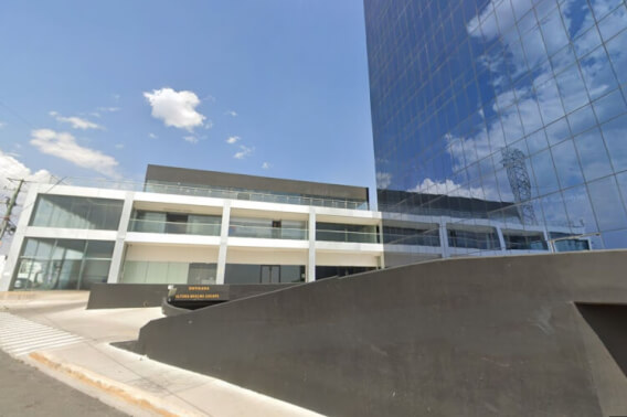 Local comercial en planta baja, en venta, El Campanario, Quer&eacute;taro