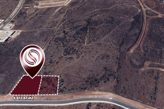 Commercial lot of 4,613 m&sup2; for sale, El Marqu&eacute;s, Quer&eacute;taro