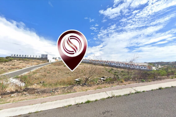 Lote de 12,062 m2, uso multifamiliar, en venta El Mirador, Quer&eacute;taro.
