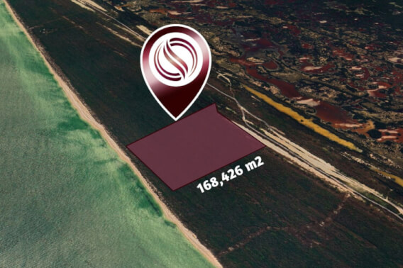 Oceanfront lot of 168,426 sqm, multifamily, for sale in Yucatan.
