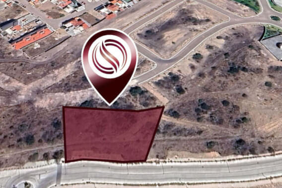 Macrolote mixto 1,789 m2 en desarrollo urbano vertical, venta Quer&eacute;taro.