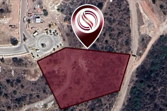 Macrolote mixto de 10,040 m2 en desarrollo urbano vertical, venta Quer&eacute;taro.