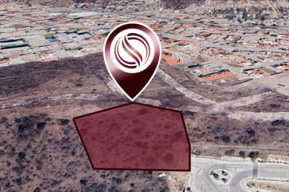 Macrolote mixto de 3,829 m2 en desarrollo urbano vertical, venta Quer&eacute;taro.
