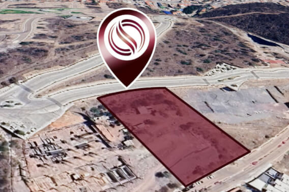 Macrolote mixto de 5,802 m2 en desarrollo urbano vertical, venta Quer&eacute;taro.