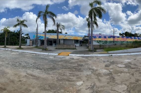 Land in front of highway, 1.4 hectares in South Hotel Zone, in Cozumel for sale.