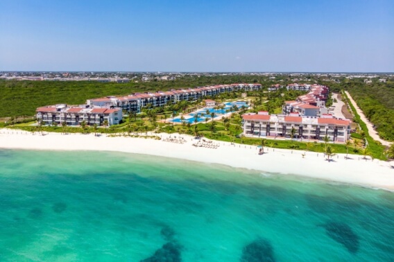ocean front condo, private jacuzzi, in a private residential with luxury amenities, Playa del Carmen, for sale.