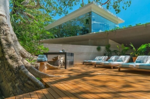 Studio with shopping area and art walk, 5-star hotel amenities, green areas, Boho Chic style in Tulum for sale