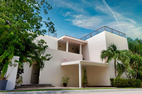 Double height house with rooftop, common Pool, El Encuentro, Playa del Carmen