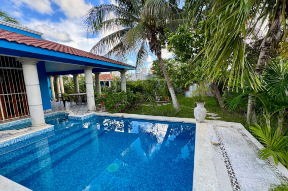 Private Pool Home for Sale, Colonia Independencia, Cozumel