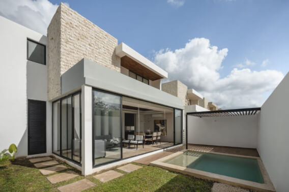 House with Private Pool and Terrace for Sale, Temoz&oacute;n Norte, M&eacute;rida