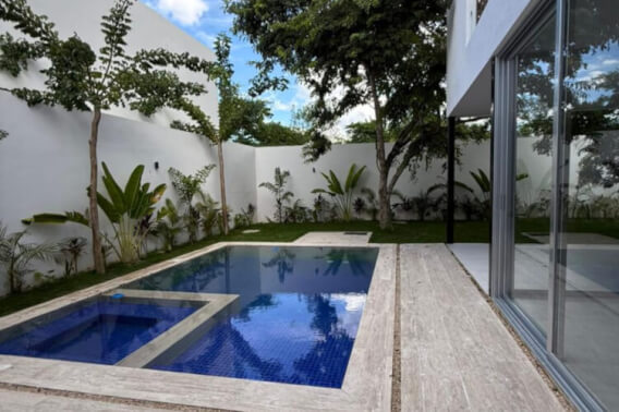 House with Private Pool and Clubhouse for Sale, Residencial El Origen, M&eacute;rida