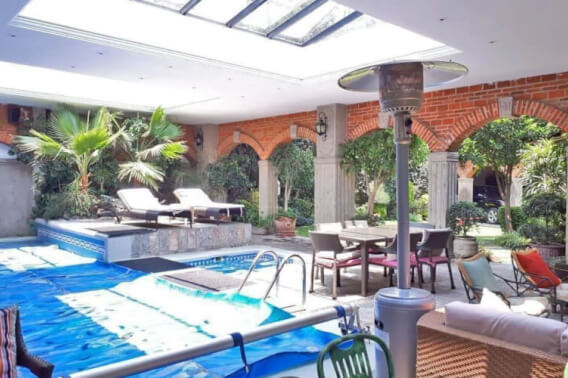 House with office and game room for sale, Bosque de las Lomas, Mexico City