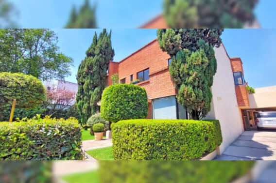House with study, spacious garden, and terrace for sale, Miguel Hidalgo, CDMX