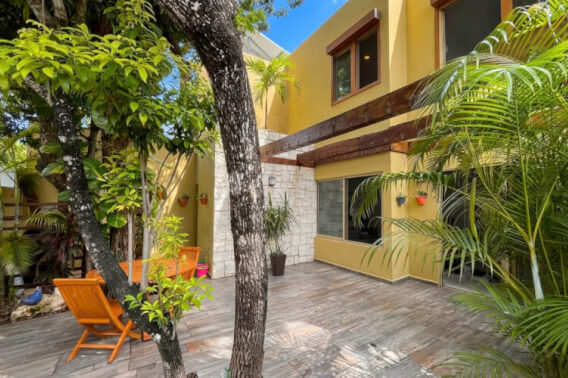House with solar panels, tree-lined terrace, clubhouse, for sale, Allegranza, Playa del Carmen