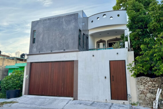 Three-story house with rooftop, water well, spacious terrace, For sale