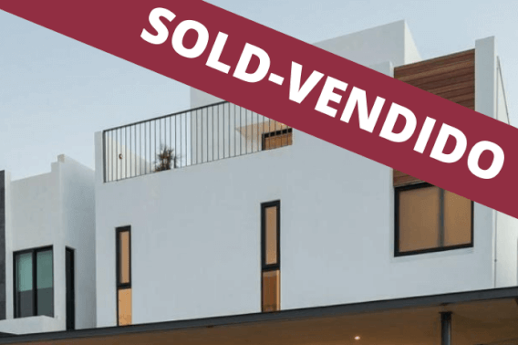 Casa de 3 recamaras con alberca privada en venta en Residencial Aqua Cancun