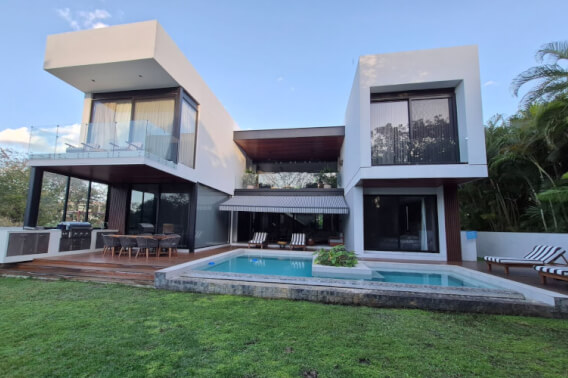 Luxury House with Private Pool for Sale, Yucat&aacute;n Country Club, M&eacute;rida