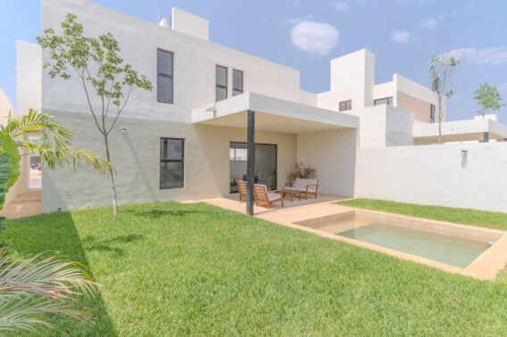 House in gated community with clubhouse, for sale, Conkal, M&eacute;rida