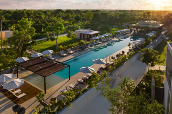 Condo for sale, private pool, luxury amenities, Xcanat&uacute;n, M&eacute;rida.