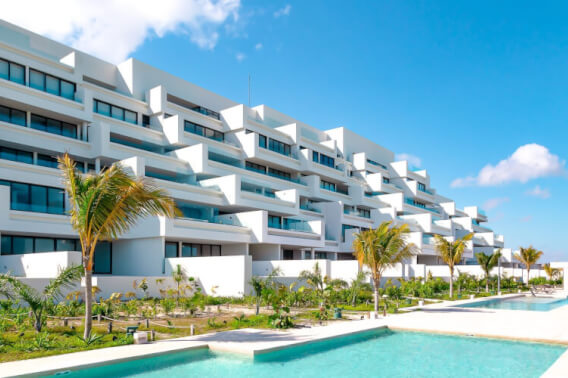 Beachfront condominium with private pool for sale in Telchac, Yucat&aacute;n.
