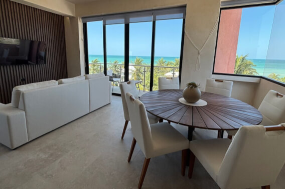 Condo steps from the sea with amenities, for sale