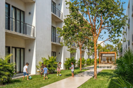 Condo with private balcony and amenities, for sale, D&iacute;az Ordaz